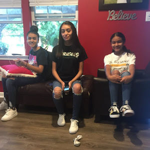 Meet your Posher, Sandra